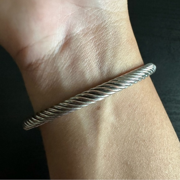 ⚜️3 for $30⚜️ Twisted Cable Cuff Bracelet (Silver Tone) - Picture 5 of 10